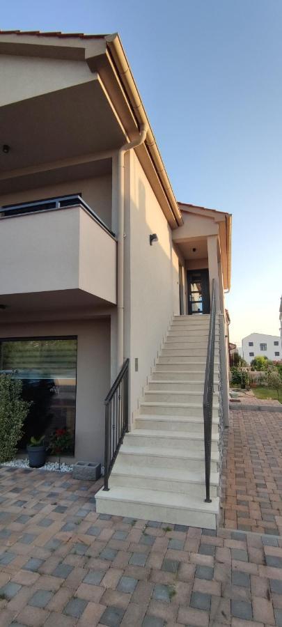 Spacious Modern Apartment Biograd Na Moru Exterior foto